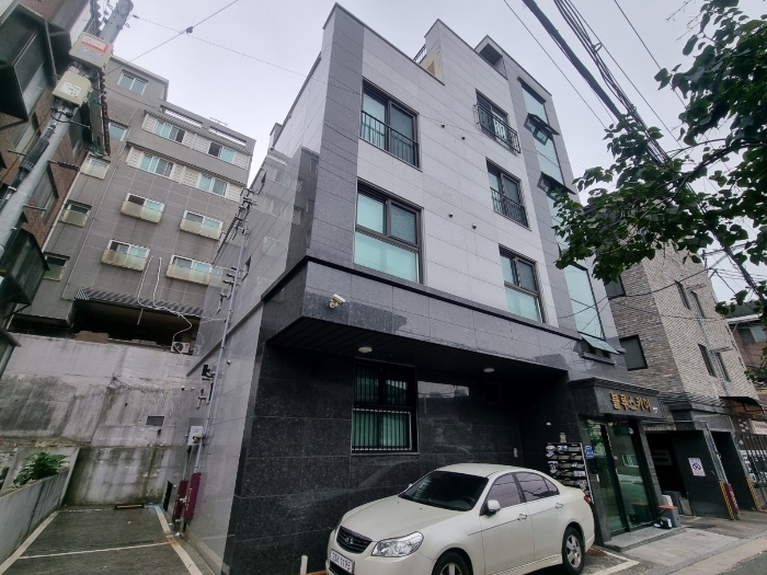 본건 북서측 전경