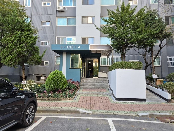 본 건물 3,4호 출입구