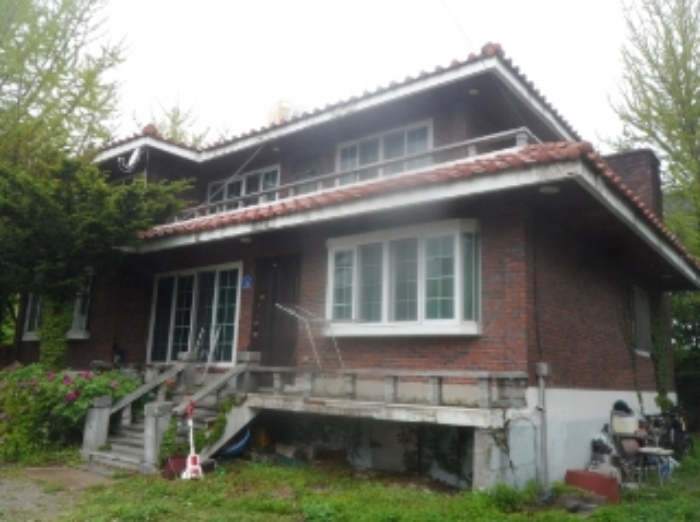 기호 2번 근거리에서 촬영한 것임