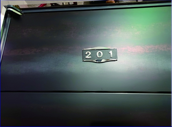 본건 건물 2층 201호