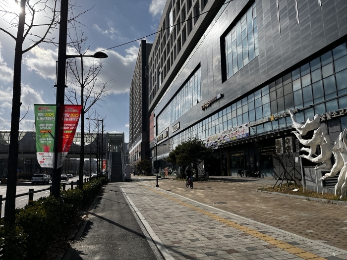 본건 건물 전경