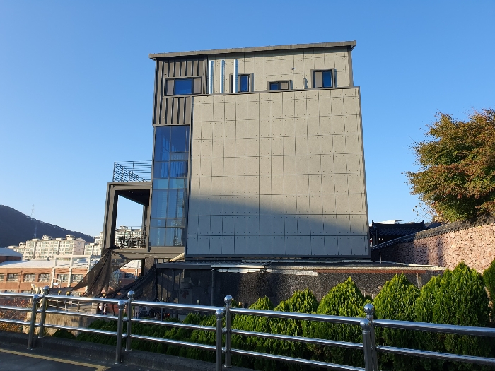 [본건전경(남동측 촬영)]