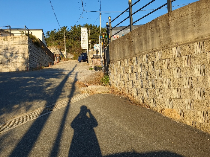 [본건토지(남서측 촬영) : 일련번호 4]