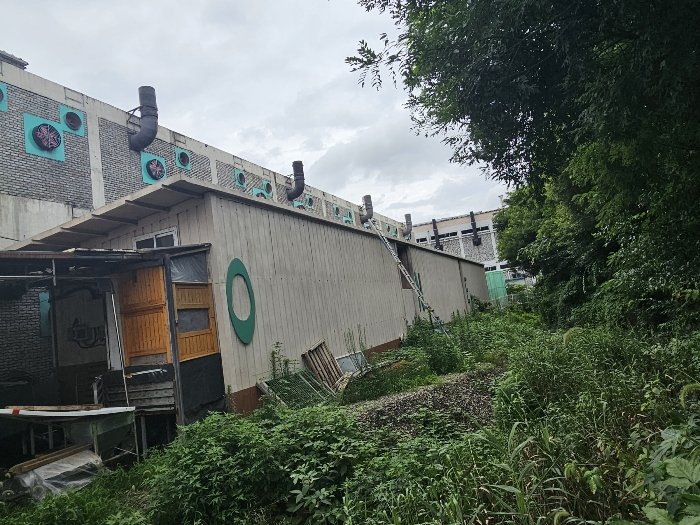 【 제시외물건 기호ㄷ) 】