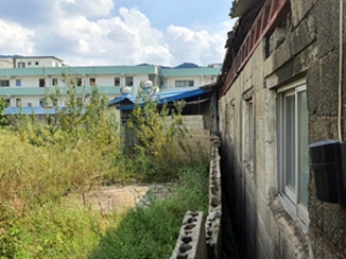 기호1,2,5지상 제시외 결량철골 판넬조 단층 공장