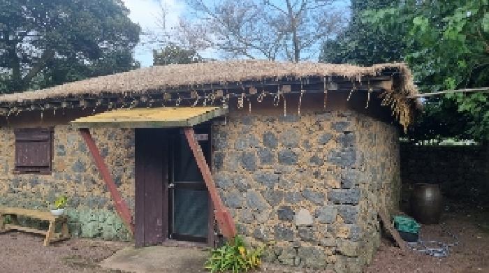 본건 소재지2(성읍리 371-1) 제시 부속건물(단층 창고)