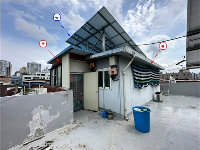 기호2 옥탑층 전경 등(제시외 ㉤,㉥,㉦)