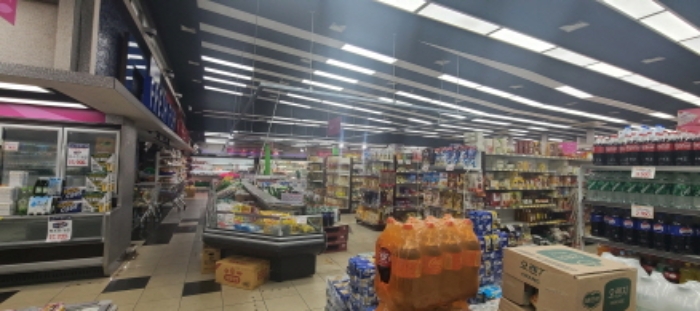 목록 2 건물 내부 전경