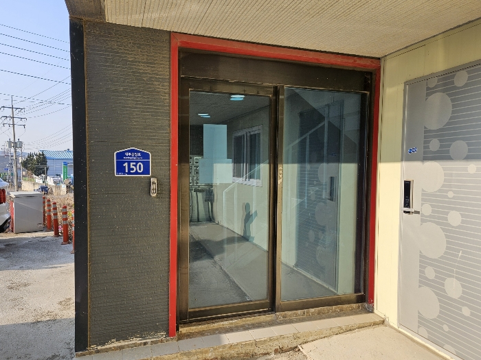 본건 2,3층 출입 보안문