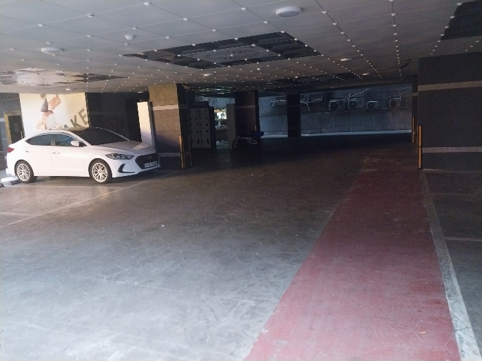 1층 주차장 전