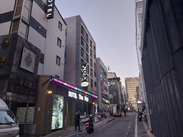 본건 및 주위전