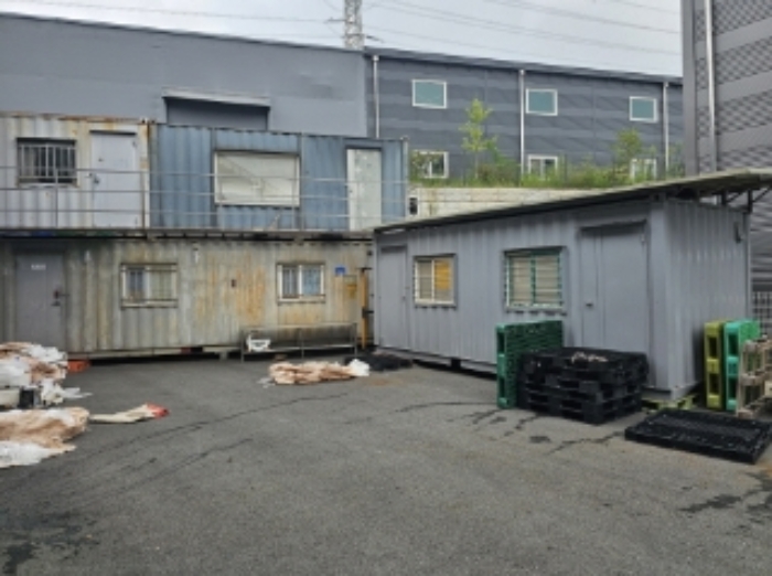 삼거리 175-13,제시 외 컨테이너.