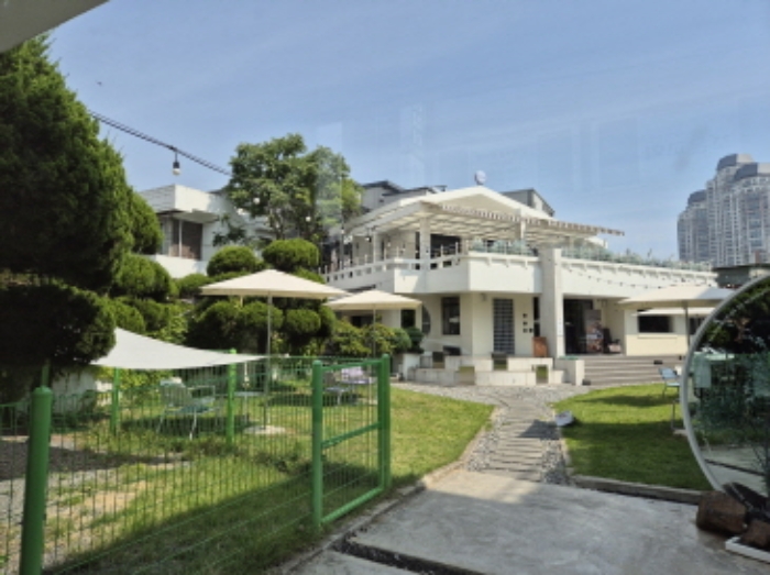 목록2,3번 실외 정원 모습2