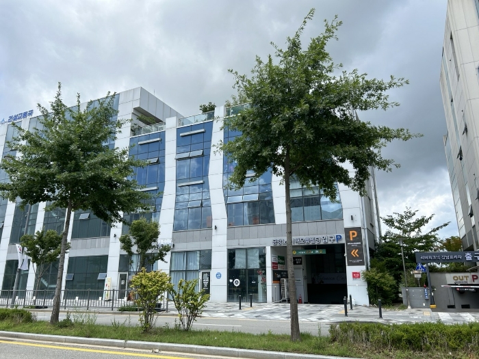 주차장 입구(해
