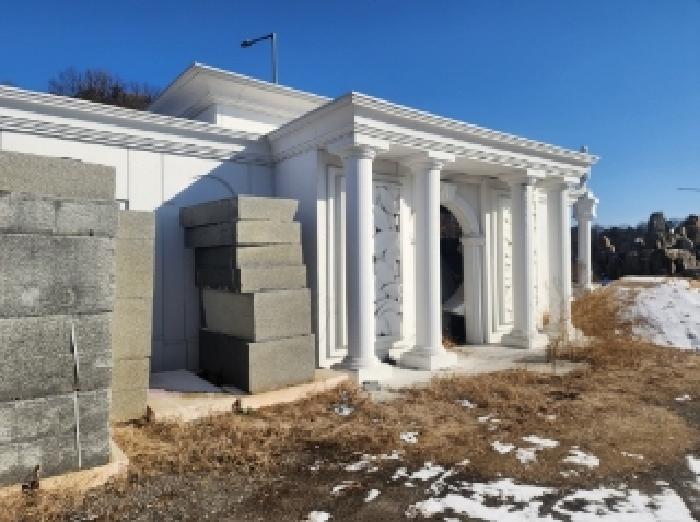 본건에소재하는조형물