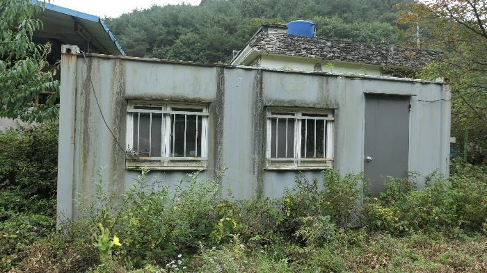 기호(1)지상 소재 컨테이너