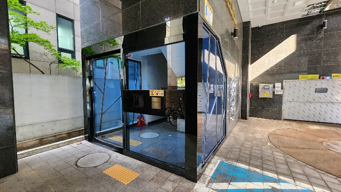 본건 공동출입구