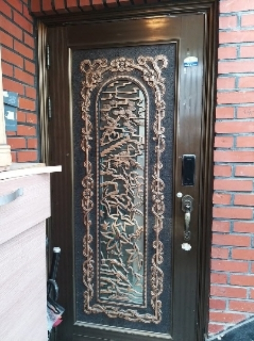 세대출입문(2층)