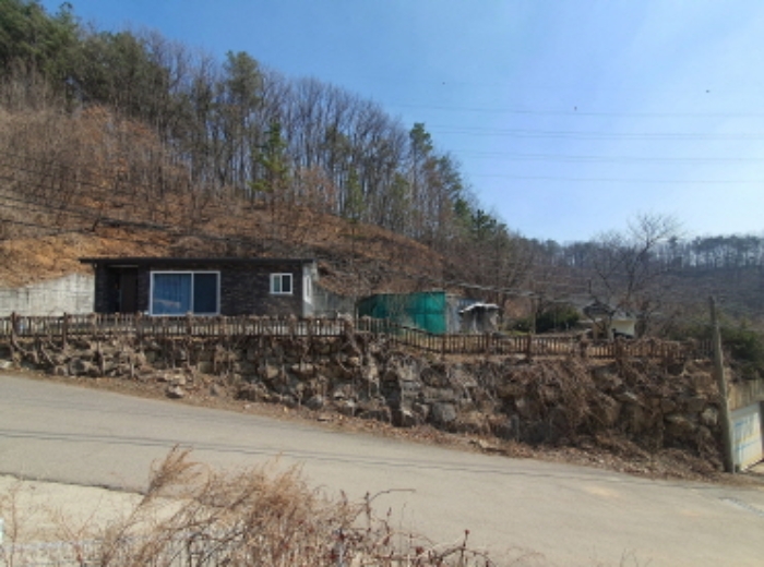 현장사진(토지, 건물 전경)