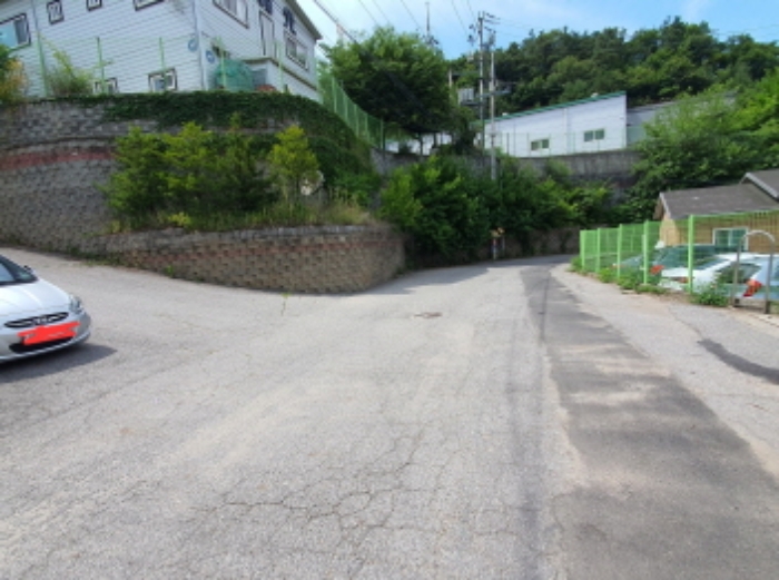 현장사진(건업리 512-16, 512-18 토지: 도로)