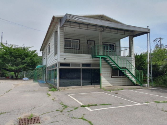 현장사진(건물 3호동 측면)