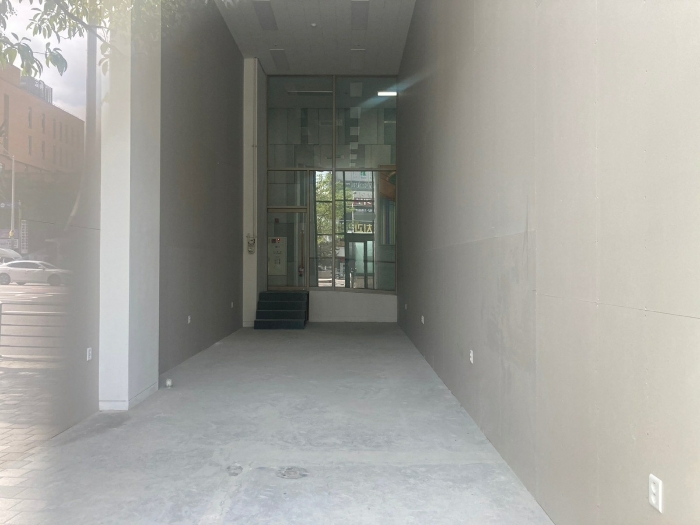 본건 내부 전경