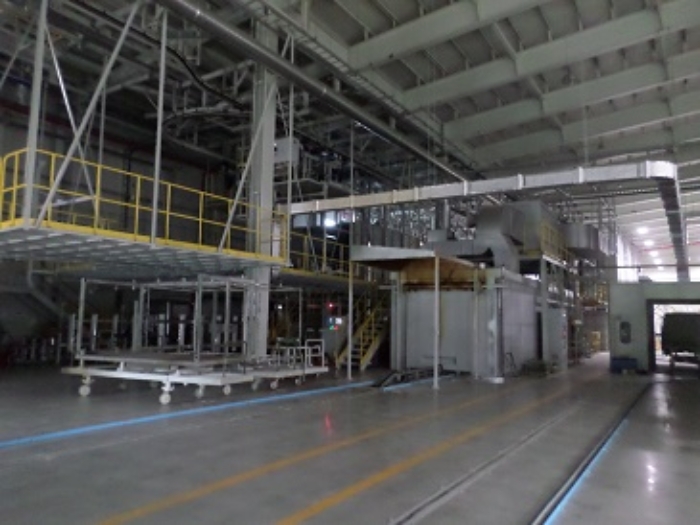 공장 내부 및 기계기구