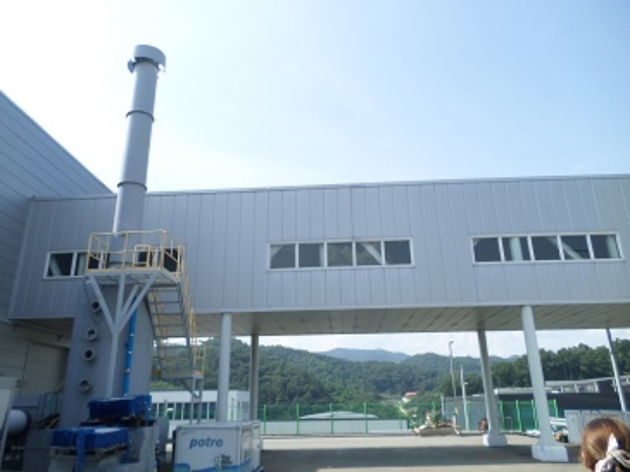 기 타(옆 공장과 연결된 브릿지)