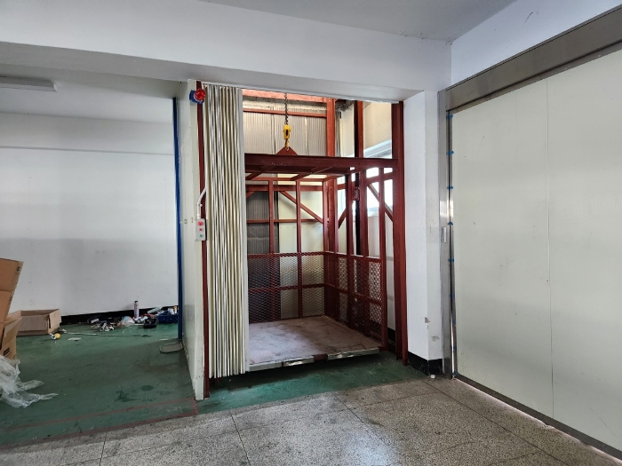 【기호(2) 화물용승강기(2층,3층)】