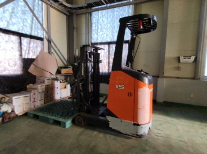 공장에 소재한 기계기구 사진