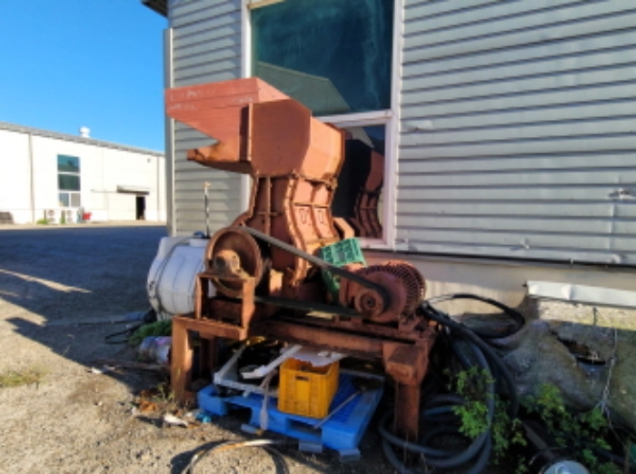 공장에 소재한 기계기구 사진