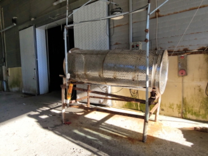 공장에 소재한 기계기구 사진