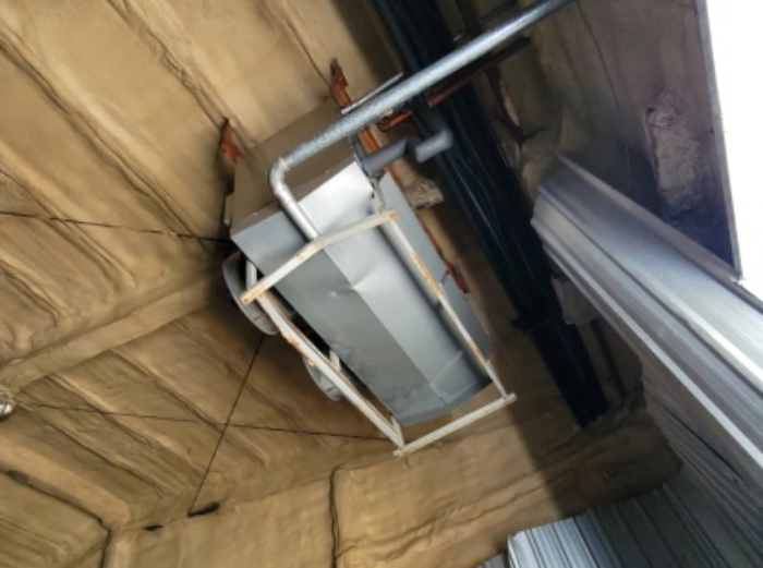 물건4번, 단층 미역가공시설은 대형 냉장실 3동 내부에 냉장기기 2대 소재함.