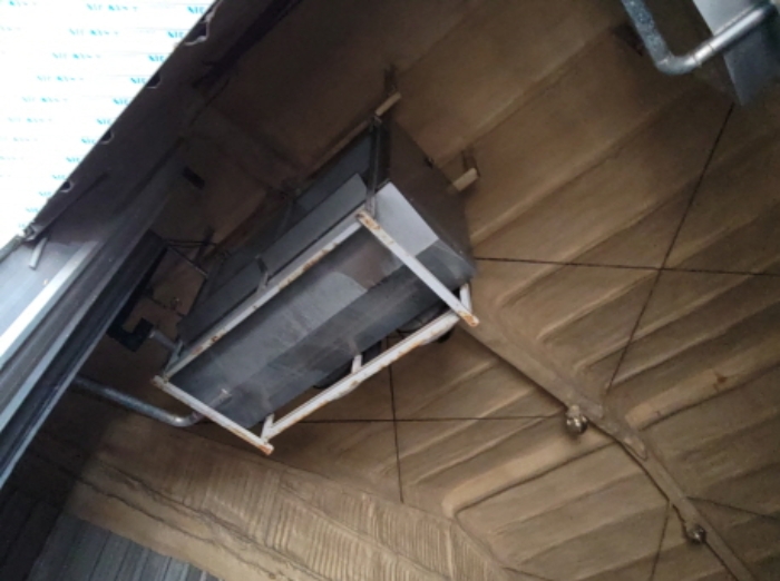 물건4번, 단층 미역가공시설은 대형 냉장실 1동 내부에 냉장기기 2대 소재함.