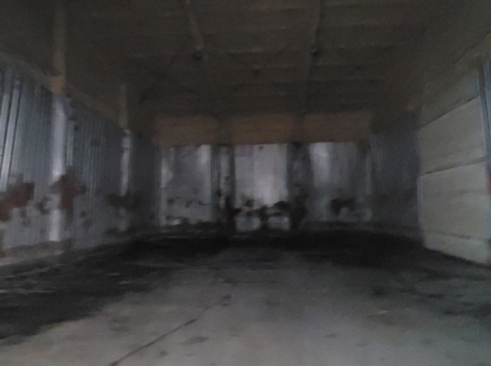 물건4번, 단층 미역가공시설은 대형 냉장실 2동 내부 전경.