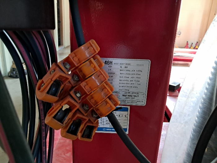 기계기구 1-4 차량정비용리프트