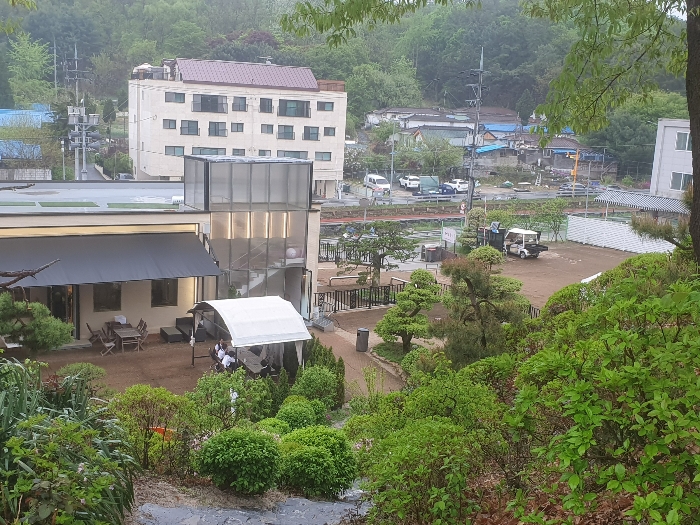 목록2. A동 건물(후면 및 후면 정원))