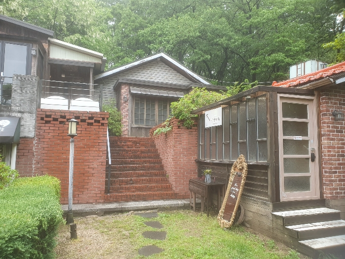 도봉동 434-1소재제시외건물(좌로부터 (ㄴ)(ㄷ)(ㄹ)