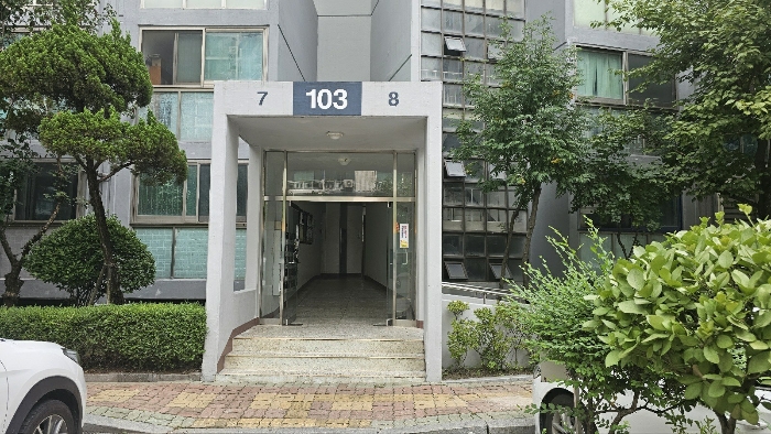 본건동 7호8호라인 공동현관