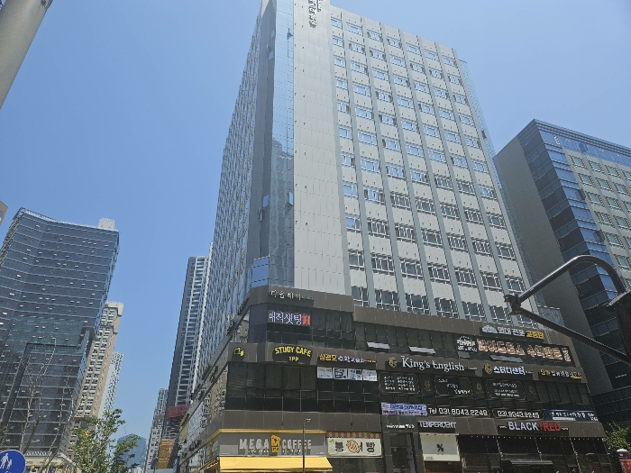 본건 이너매스여울숲 건물 전경