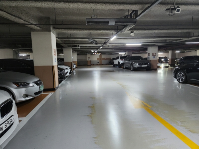 대우월드마크영통 지하주차장