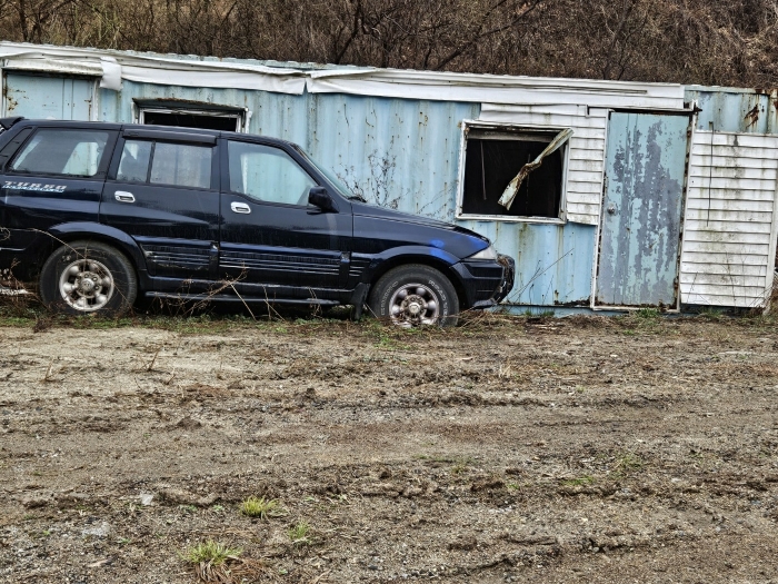 기호1 지상 적치물