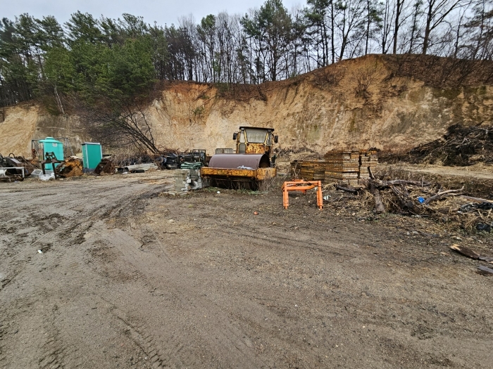 기호1 지상 적치물