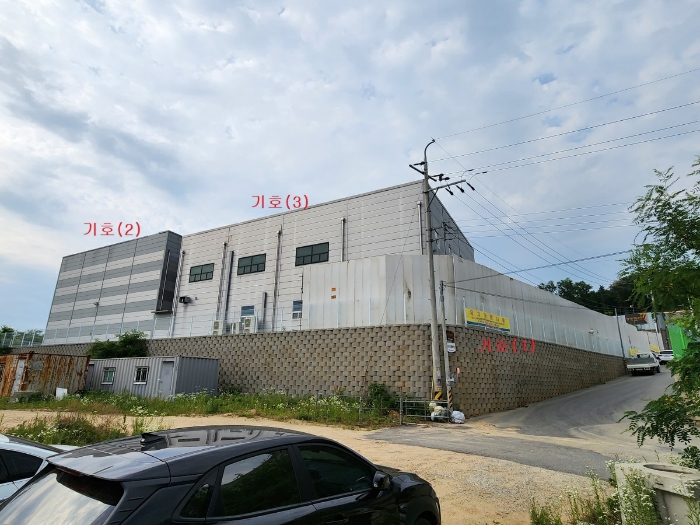 【본건-남동측에서촬영】