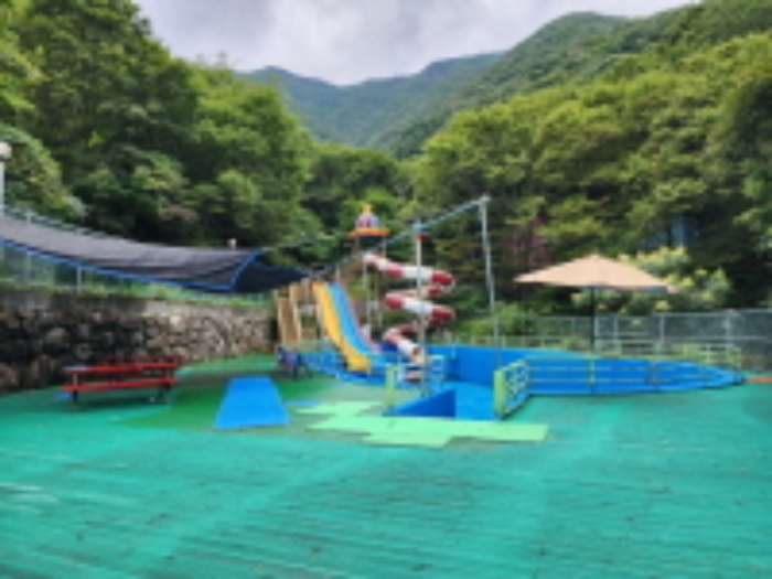 제시외 콘크리트 구조 수영장 전경.(2번)