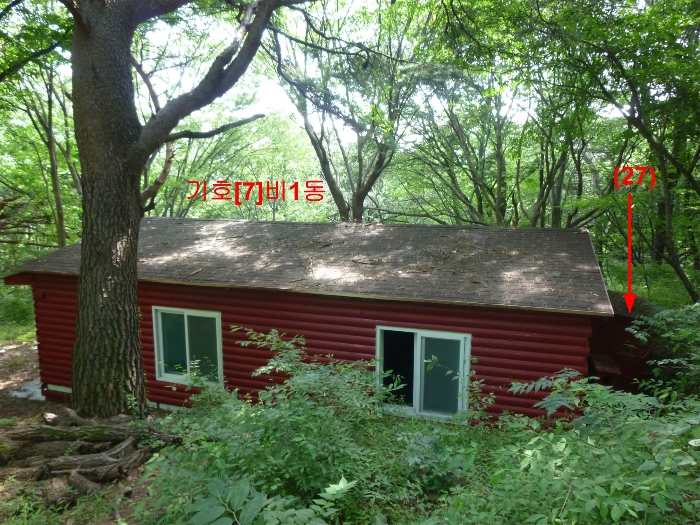 기호[7] 비1동 및 제시외건물(27) 전경