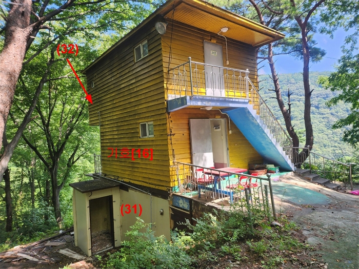 기호[16]건물 및 제시외건물(31,32) 전경