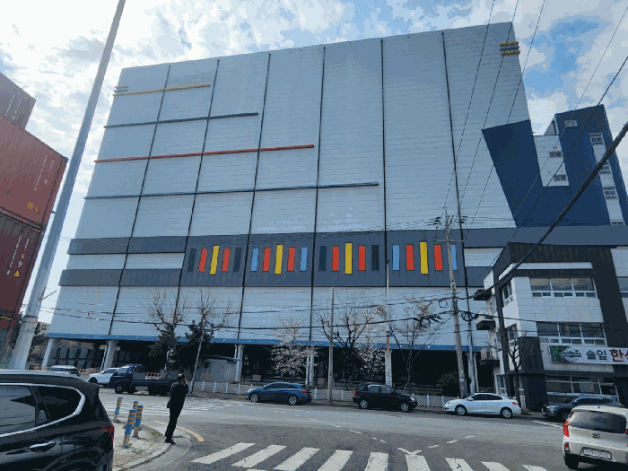 본건 기계기구 소재 건물