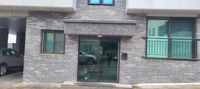 공동 출입구 전경(목록 2 건물)