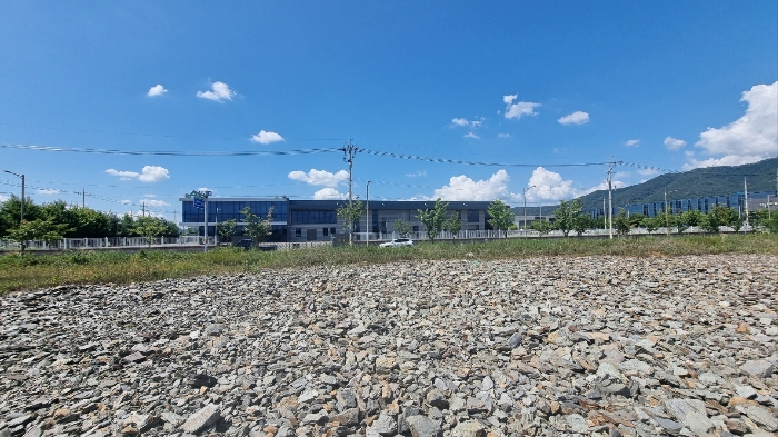 본건 공장 전경